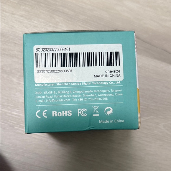 Digital camera - Picture 2 of 4